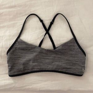 Lululemon sports bra - size 8